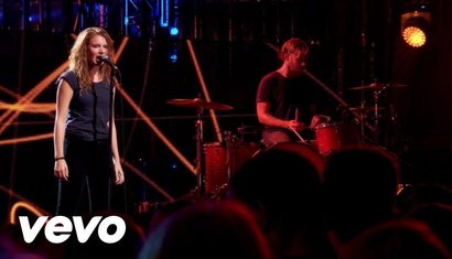 Grace Mitchell – NoLo (Apple Music Festival: London 2015)